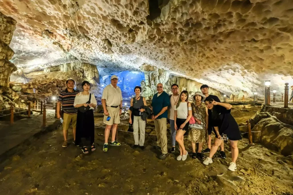 Wonder Bay Cruise Halong Bay Full-Day Tour