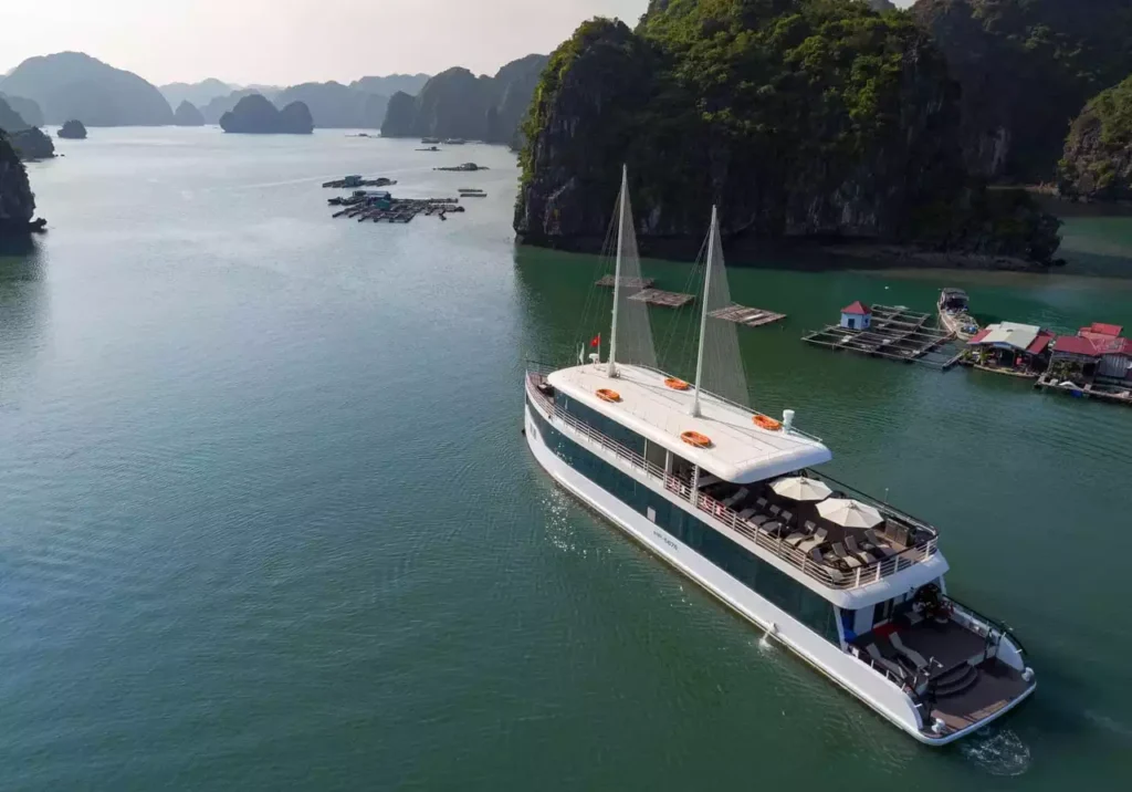 JadeSails Luxury Cruise Day Tour