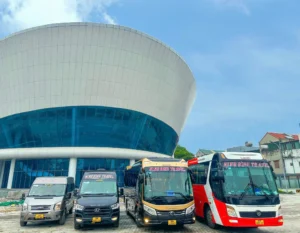 Halong Bay/Cat Ba island to Ninh Binh limousine