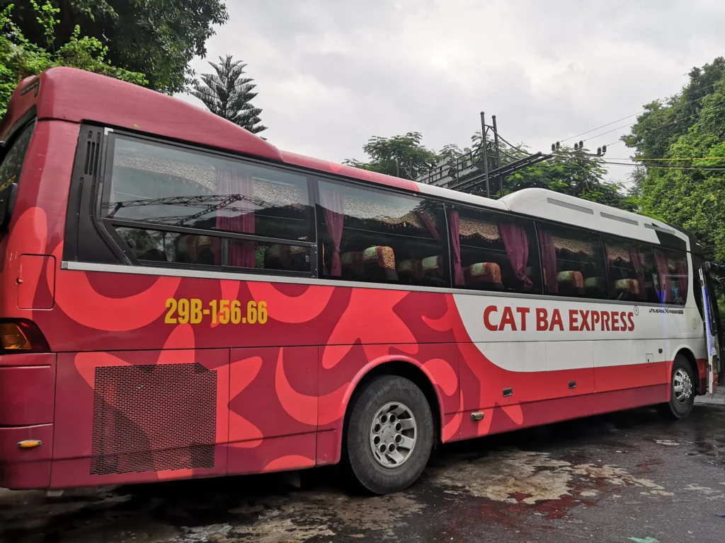 Hanoi to Cat Ba tourist bus