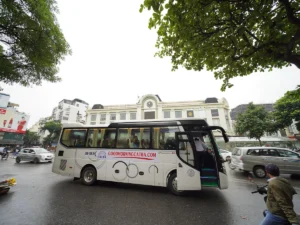 Hanoi to Cat Ba tourist bus