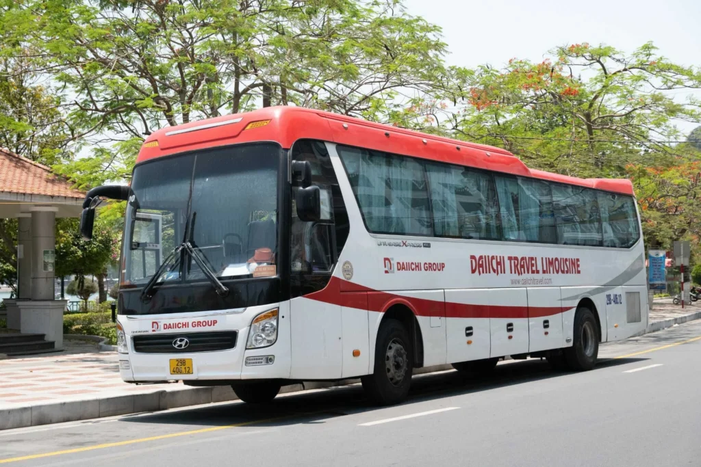 Hanoi to Cat Ba tourist bus