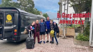 Hanoi to Ha Giang limousine bus