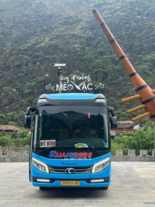 Hanoi to Ha Giang limousine bus