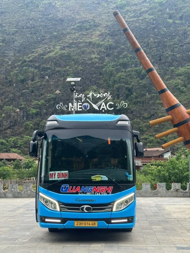 Hanoi to Ha Giang limousine bus