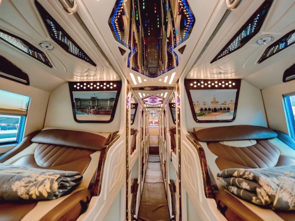 Hanoi to Ha Giang VIP cabin bus