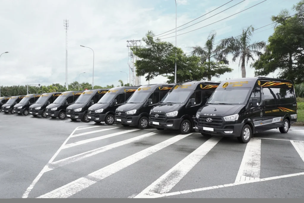 Hanoi to Ha Long limousine van