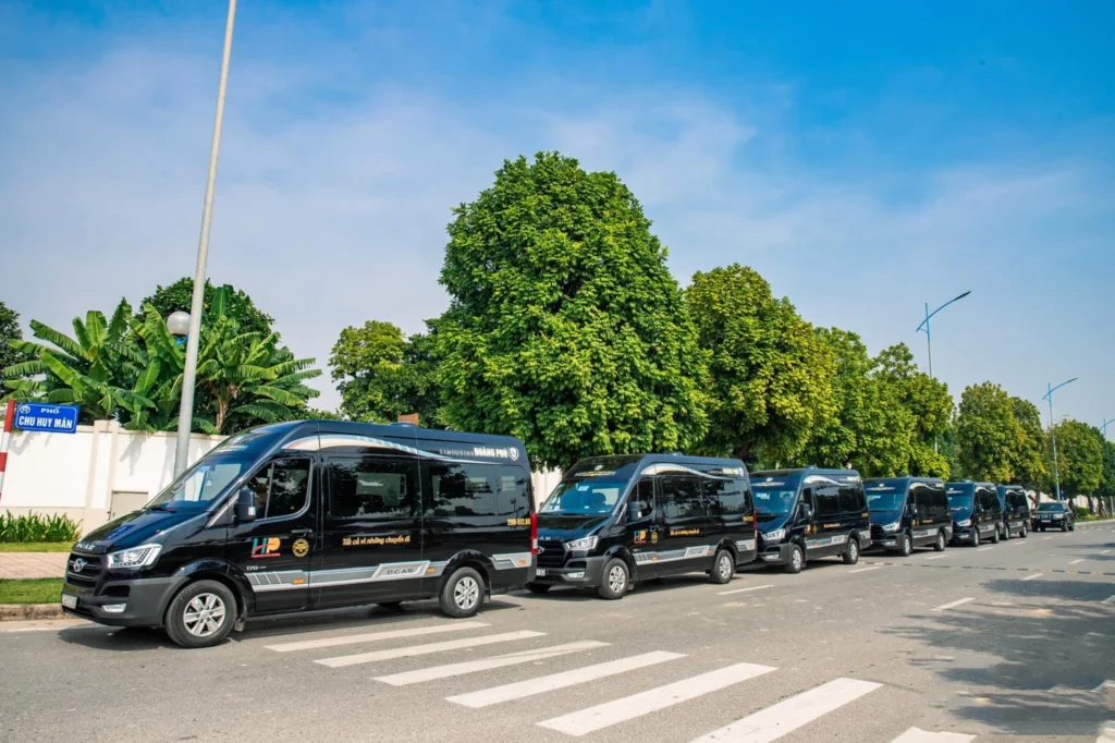Hanoi to Ha Long limousine van