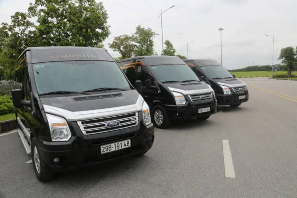 Hanoi - Sapa Limousine Van