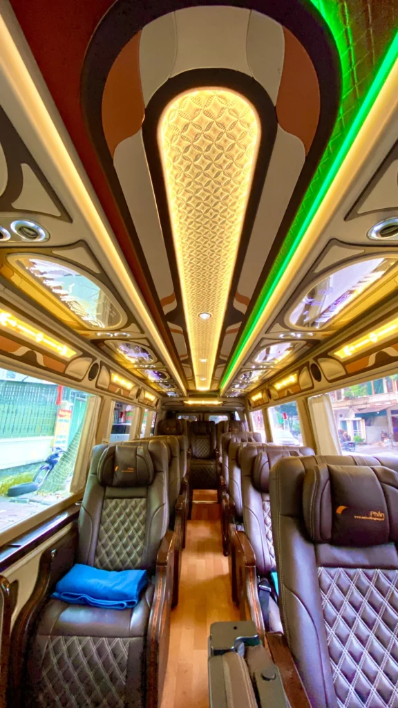 Sapa Ha Giang Limousine Bus