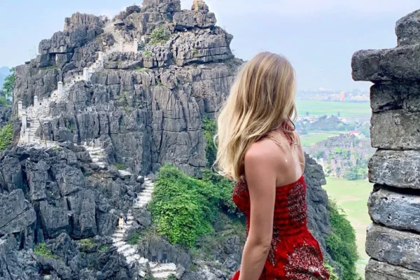 Hoa Lu Citadel - Tam Coc - Mua Cave - Thung Nham Bird Park - Bich Dong Pagoda - Thai Vi Temple | 2D1N Tour