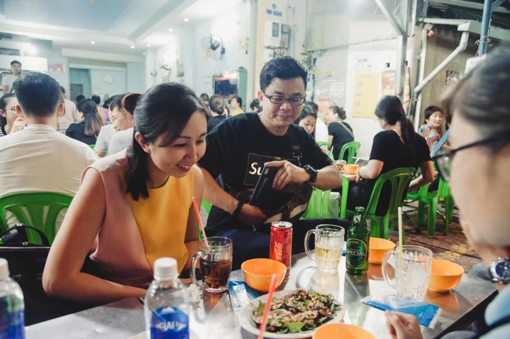 ho chi minh street food tour