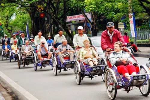 Hue Food Tour by Cyclo