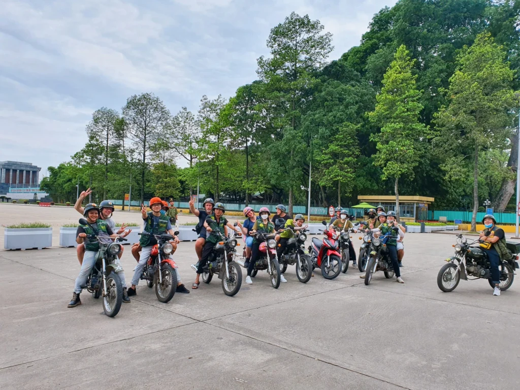 Hanoi vintage minsk motorbike tour