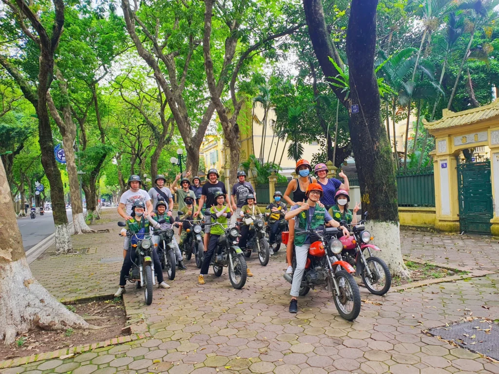 Hanoi vintage minsk motorbike tour