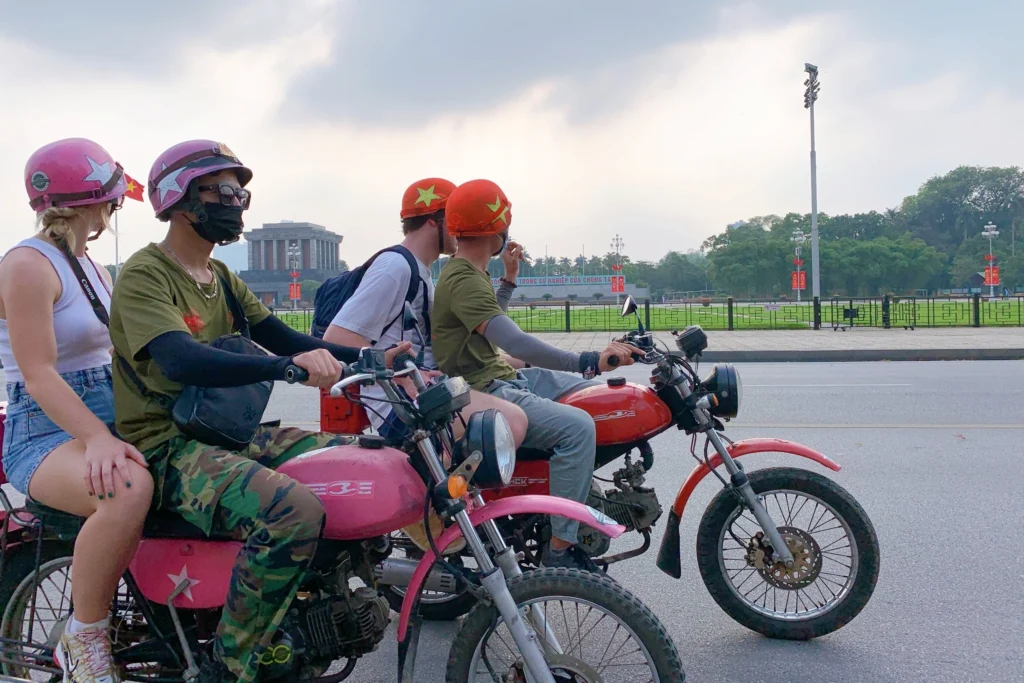 Hanoi vintage minsk motorbike tour