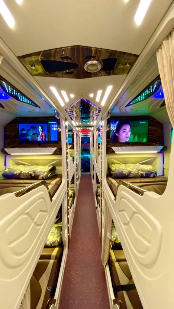 Sapa Ha Giang Vip Cabin Sleeper Bus