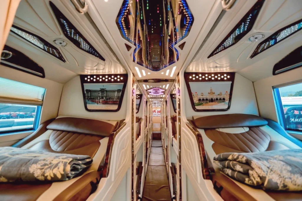 Sapa Ha Giang Vip Cabin Sleeper Bus