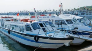 Cat Ba island speedboat