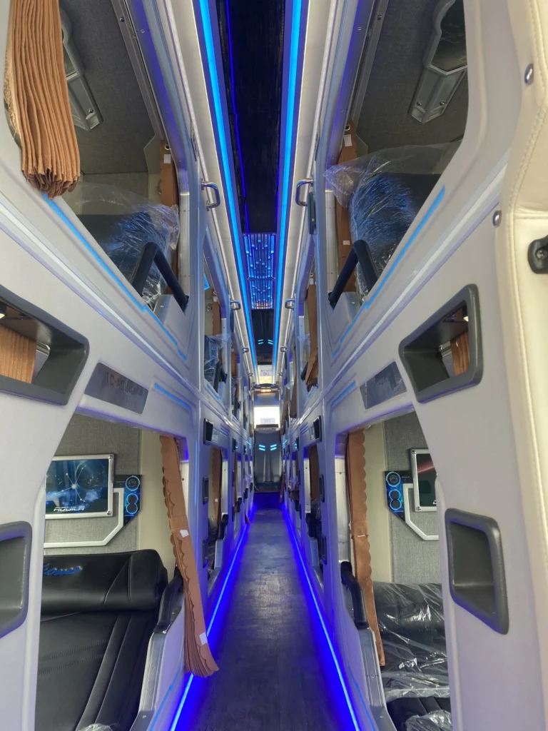 Open bus Hanoi - Phong Nha - Hue - Da Nang - Hoi An Vip Cabin bus