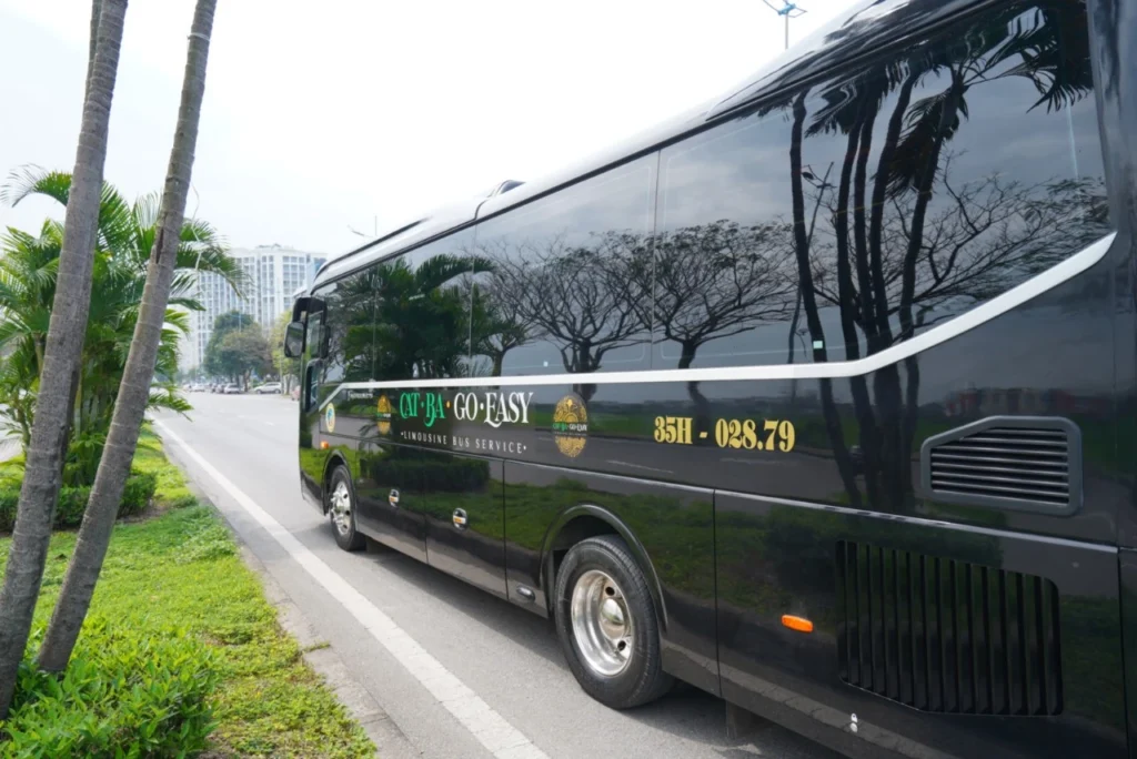 Hanoi to Cat Ba limousine bus