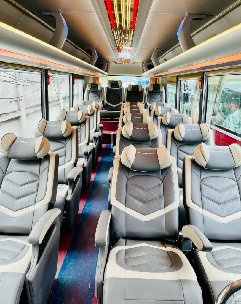 Hanoi to Cat Ba limousine bus