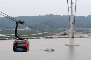 Hanoi to Cat Ba Limousine