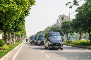 Hanoi to Cat Ba limousine van