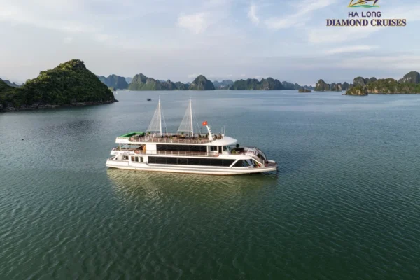 Halong Diamond Cruise