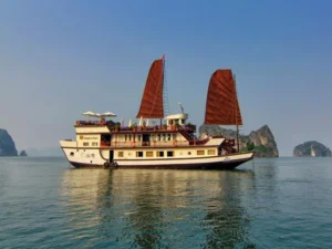 Dragon Pearl Junks Cruise