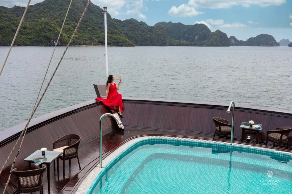 Genesis Luxury Regal Cruise