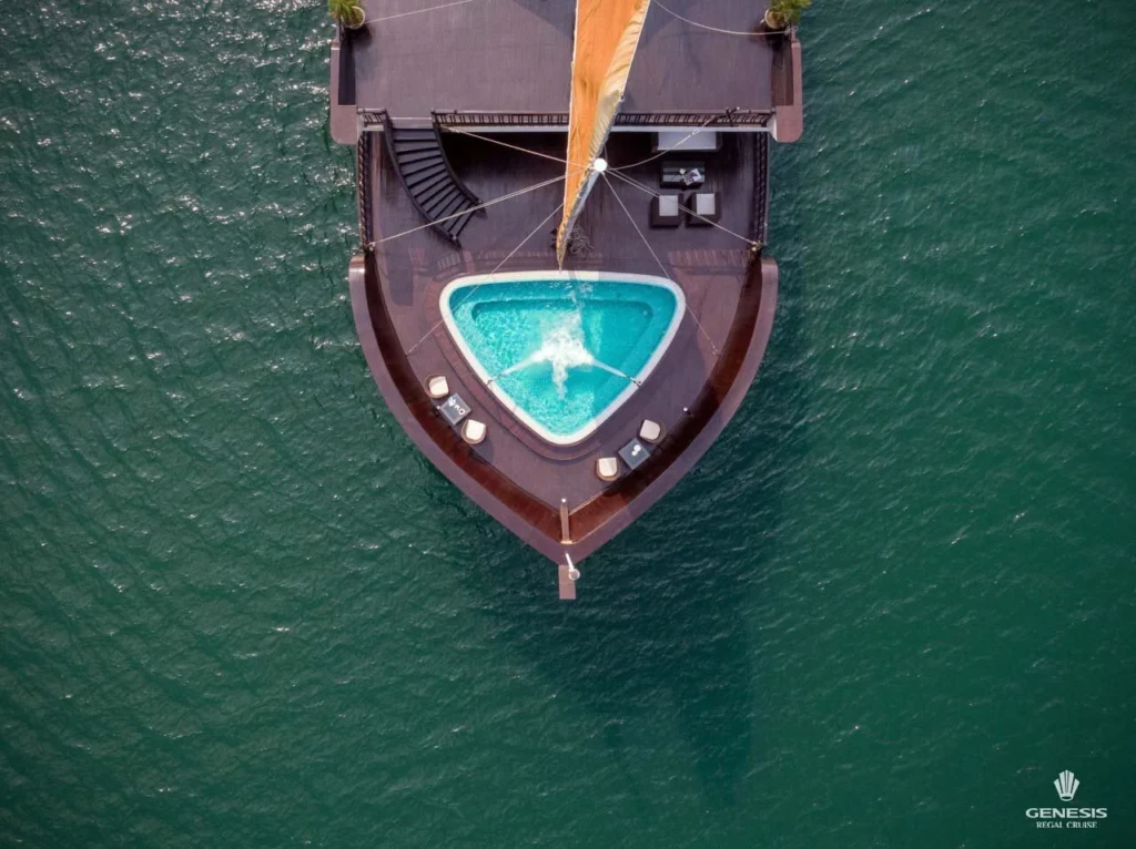 Genesis Luxury Regal Cruise
