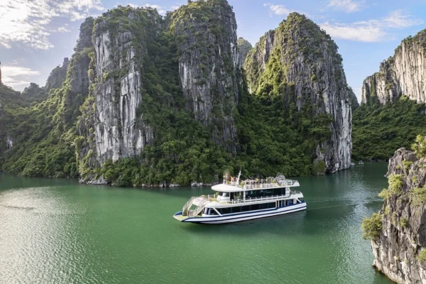 Hercules Luxury Cruise