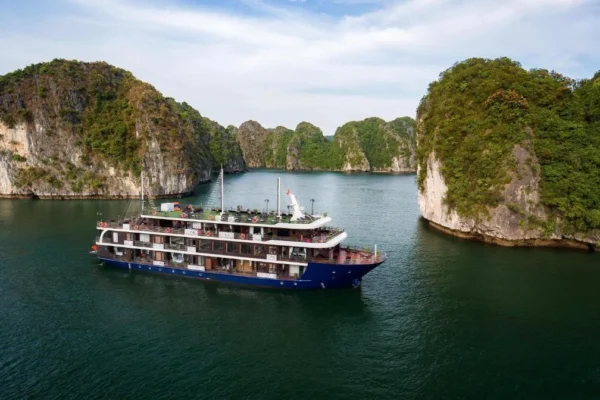 La Pandora Cruise