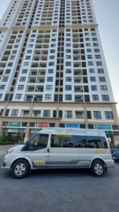 Limousine Van Hue to Da Nang/Hoi An