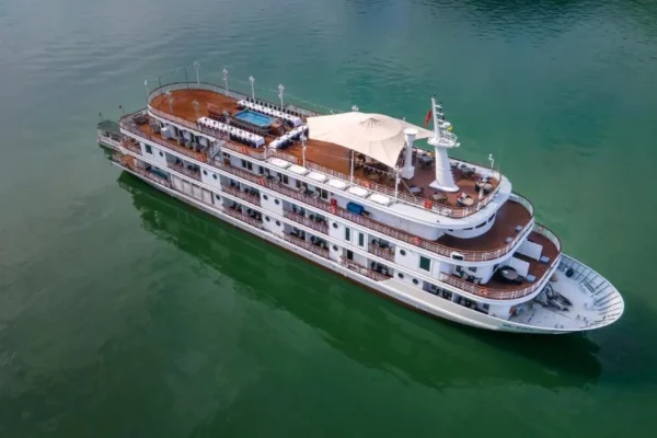 Paradise Elegance Cruise