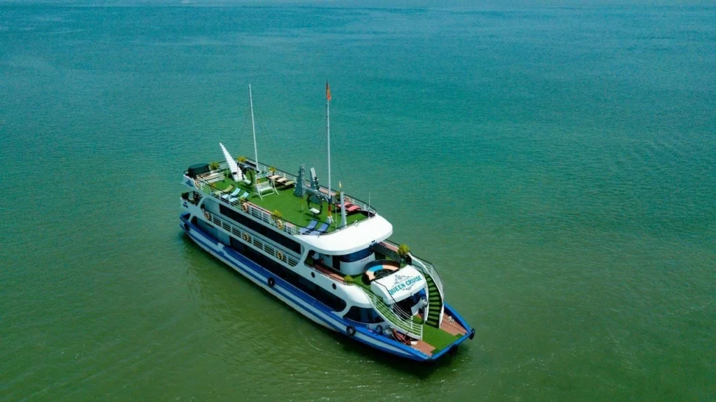 Queen Cruise