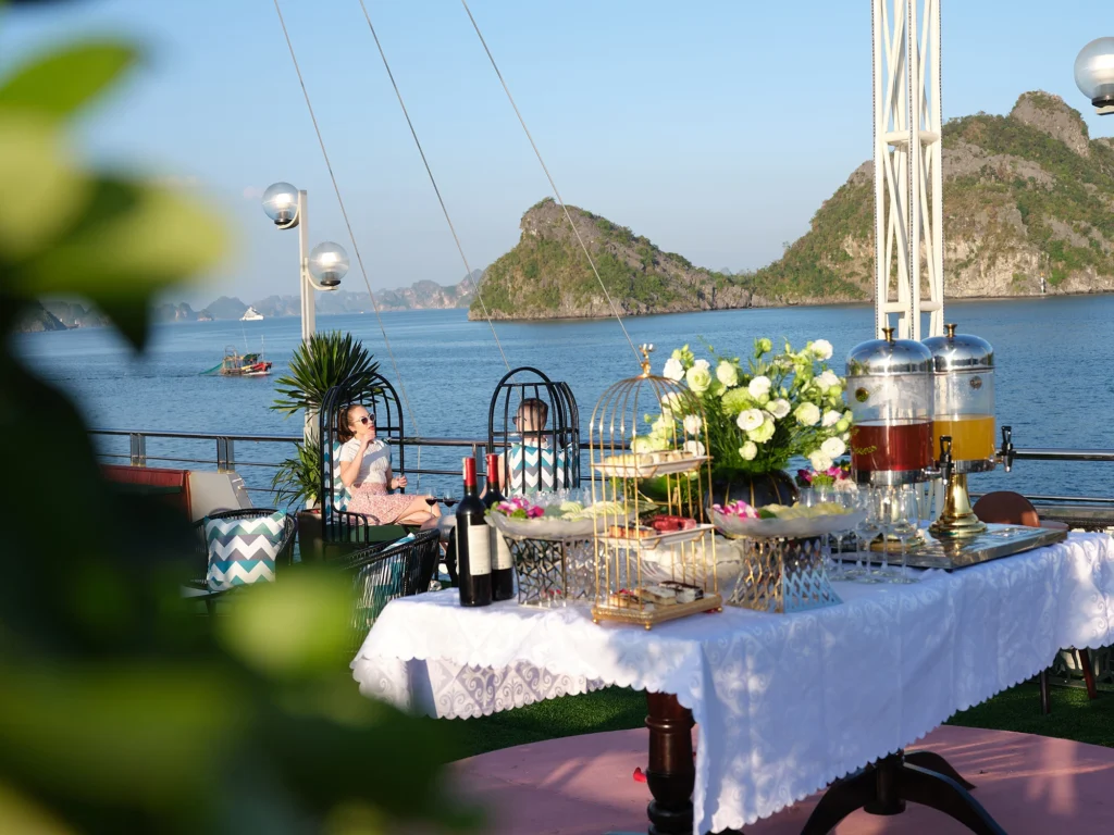 Sea Lion Luxury Cruise Halong Bay