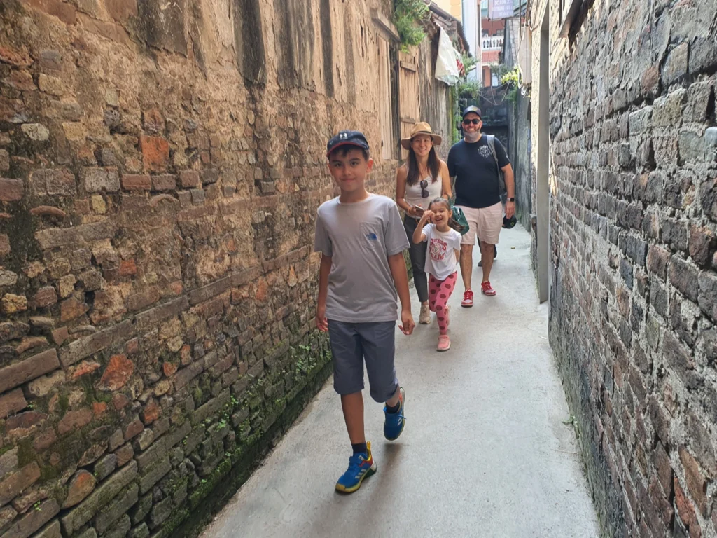 hanoi jeep tour to Co Loa village