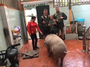 hanoi jeep tour to Co Loa village