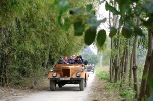 hanoi jeep tour to Co Loa village