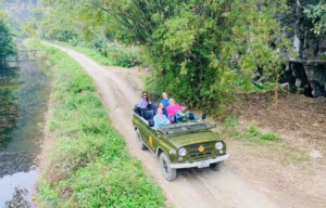 ninh binh jeep vespa tour