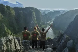 ninh binh jeep vespa tour