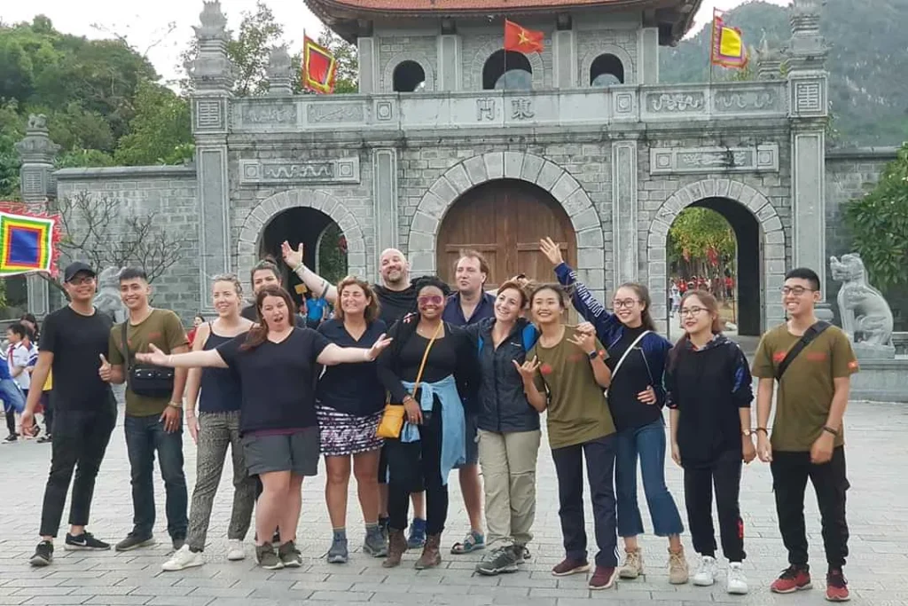 ninh binh jeep vespa tour