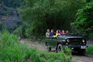 ninh binh jeep vespa tour